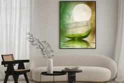 Plakat: Fantasy liści łodzi w jeziorze w nigth