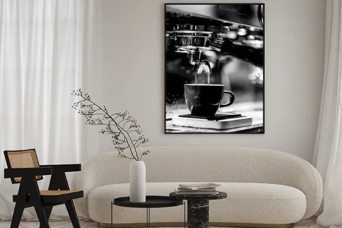 Plakat: Filiżanka kawy czarno-biała fotografia