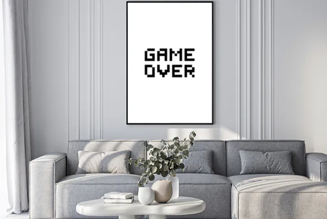 Plakat: Game over czarny napis na białym tle
