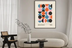 Plakat: Geometryczne formy koła i półkola w stylu bauhaus