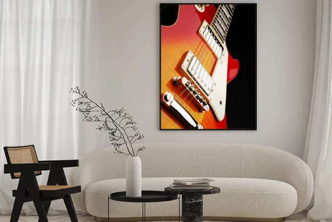 Plakat: Gitara elektryczna na czarnym tle