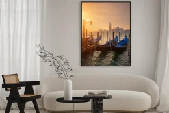 Plakat: Gondole od placu świętego marka w czasie wschodu słońca z san