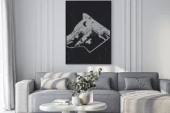 Plakat: Gray wolf typography design, t-shirt graphics.