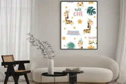 Plakat: Green pastel seamless pattern with giraffe smiling,horn,star.