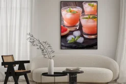 Plakat: Grejpfruty koktajl z lodem i miętą.