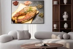 Plakat: Grillowany filet z łososia na gorąco kromek chleba i przyprawy