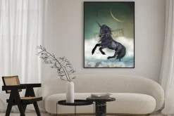 Plakat: Jednorożec w oceanie z wielkim księżycem