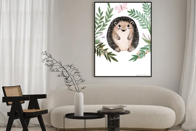 Plakat: Jeżyk z motylkiem wśród gałązek dla dzieci