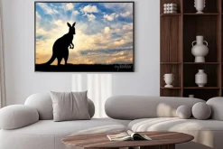 Plakat: Kangaroo sylwetka na tle nieba