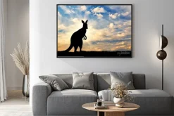 Plakat: Kangaroo sylwetka na tle nieba