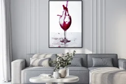 Plakat: Kieliszek czerwonego wina