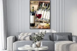 Plakat: Kieliszki wina i serów.