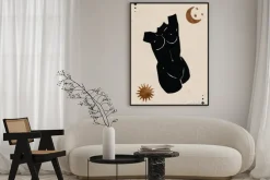 Plakat: Kobieca sylwetka ilustracja z księżycem i słońcem