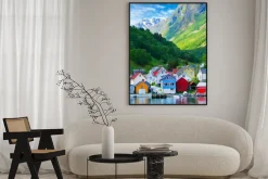 Plakat: Kolorowe drewniane domki w norweskich górach