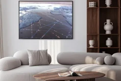 Plakat: Mapa świata z satelitarnymi połączeniami danych. łączność na