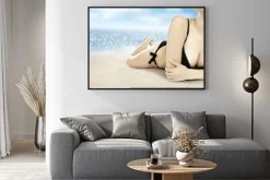 Plakat: Piasek i kobieta