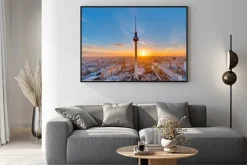 Plakat: Piękny zachód słońca z wieży telewizyjnej na alexanderplatz w