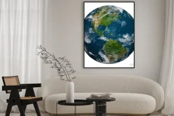 Plakat: Planeta ziemia z chmurami. ameryka północna i południowa.