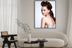 Plakat: Portret pięknej kobiety z twórczego fryzurę