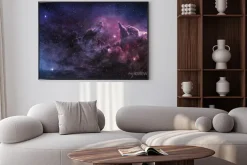 Plakat: Przestrzeń galaktyczna z mgławicą i pyłem kosmicznym