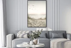 Plakat: Ptaki nad morzem o zachodzie słońca malowniczy krajobraz