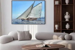 Plakat: Płynąca żaglówka na morzu