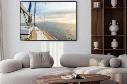 Plakat: Rejs żaglówką o zachodzie słońca