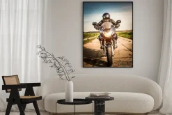 Plakat: Rowerzysta wyścigi na drodze