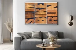 Plakat: Sportowe napisy w drewnie