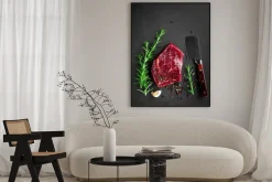 Plakat: Surowe steki wołowe