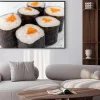 Plakat: Sushi maki ustawiony. pojedynczo na białym tle