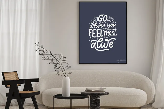 Plakat: Travel life style inspiration quote, hand drawn lettering poster.