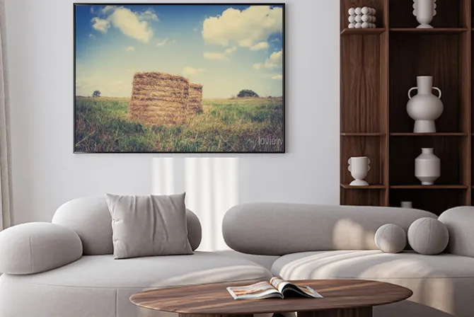 Plakat: Vintage krajobraz pokazano bele słomy na polu ścierniska