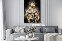 Plakat: Wysportowany mężczyzna z łańcuchem