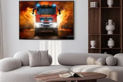 Plakat: Wóz strażacki i płomienie