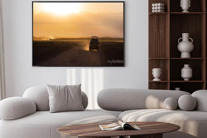 Plakat: Zachód słońca na afrykańskiej sawannie, sylwetki safari samochód