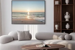 Plakat: Zachód słońca nad brzegiem morza